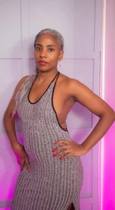 Lorenn_Hill Public Pic 3