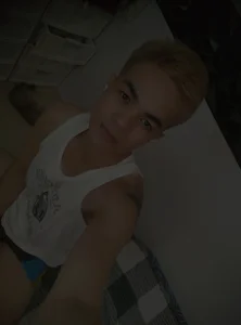 Asian_adam 🤎 Foto 6
