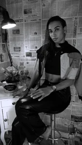 Nathan_Smith_: Hands that tell stories ( 4 фото)