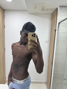 BlackAxel23cm Public Pic