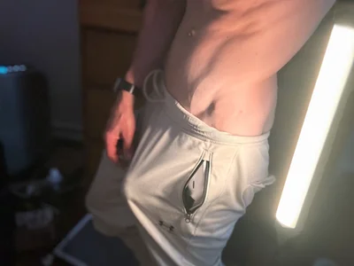 YouLikeBigDick9 Big Bulge Pic