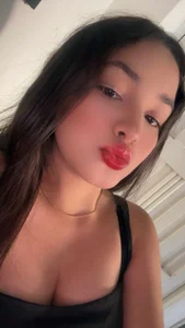 kitty__love18 Public Pic 5