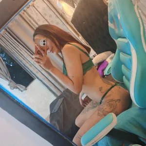 ChanelleJohnson_: skinny sexy and hot 😈 ( 3 фото)