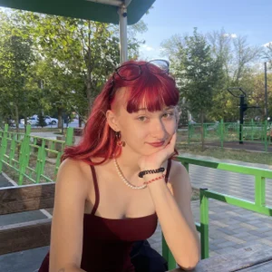 InternetGirlfriend Public Foto 5