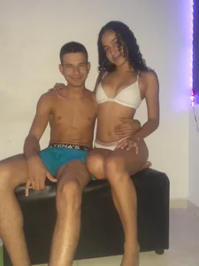 liz de young_liza  2 Imagens