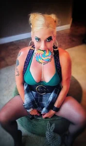 MadameTeaPot With a cherry on top Pic 6