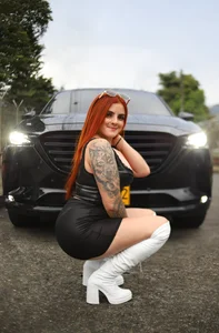 kimbrownnQuiet Luxury Bild 5