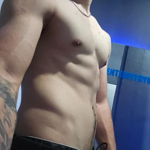 antony00R1 Public Pic 3