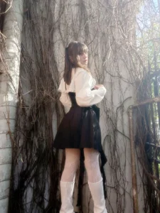 TaneshaReuteler Public Pic 7