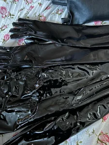 jenniferwalkers latex Pic 4