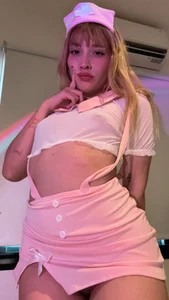 Que te parece esta rubia? de blonde_roxy  4 Imagens
