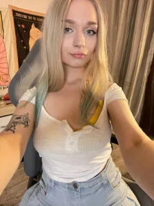 lucysussy Public Pic