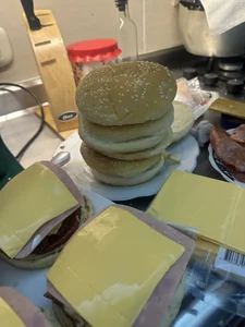 carol_latina13 Día de hamburguesas 😋🍔 Hamburguer eating day 🍔😋 Εικόνα 2