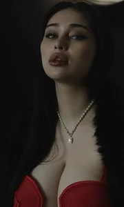 Sofia_Plump SPESHL Foto 5