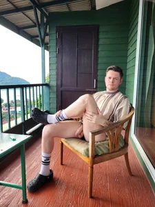 twotwinkhusbandss When British Boys go travelleing Billede 6