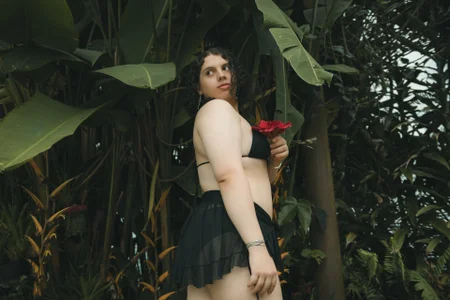 Sexy Outdoor Girl 😈✨💋 de catleya_noire  4 Imagens