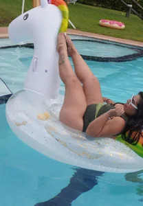 kiana_cream 🦄💦 Pic