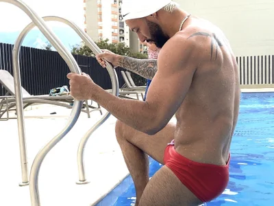 yorbymaxx kullanıcısının What do you think about swimming naked? albümü -  fotoğraf