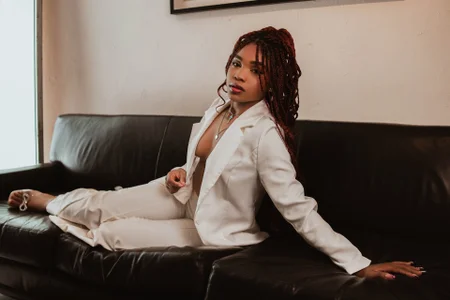 AriaFosterElegant & Sophisticated🖤图片 5