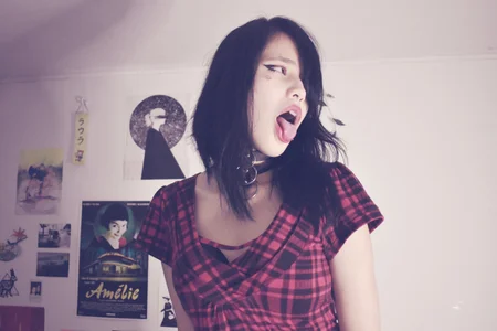 Akane-Mou Posing 圖片 2