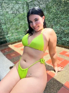 MiaaFarrel kullanıcısının Public albümü -  2 fotoğraf