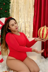 Sara_Desire Merry Christmas to all my hot boys 🌲💕 Pic 4