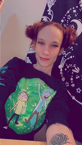 darkbookbabe420 Public Pic 5