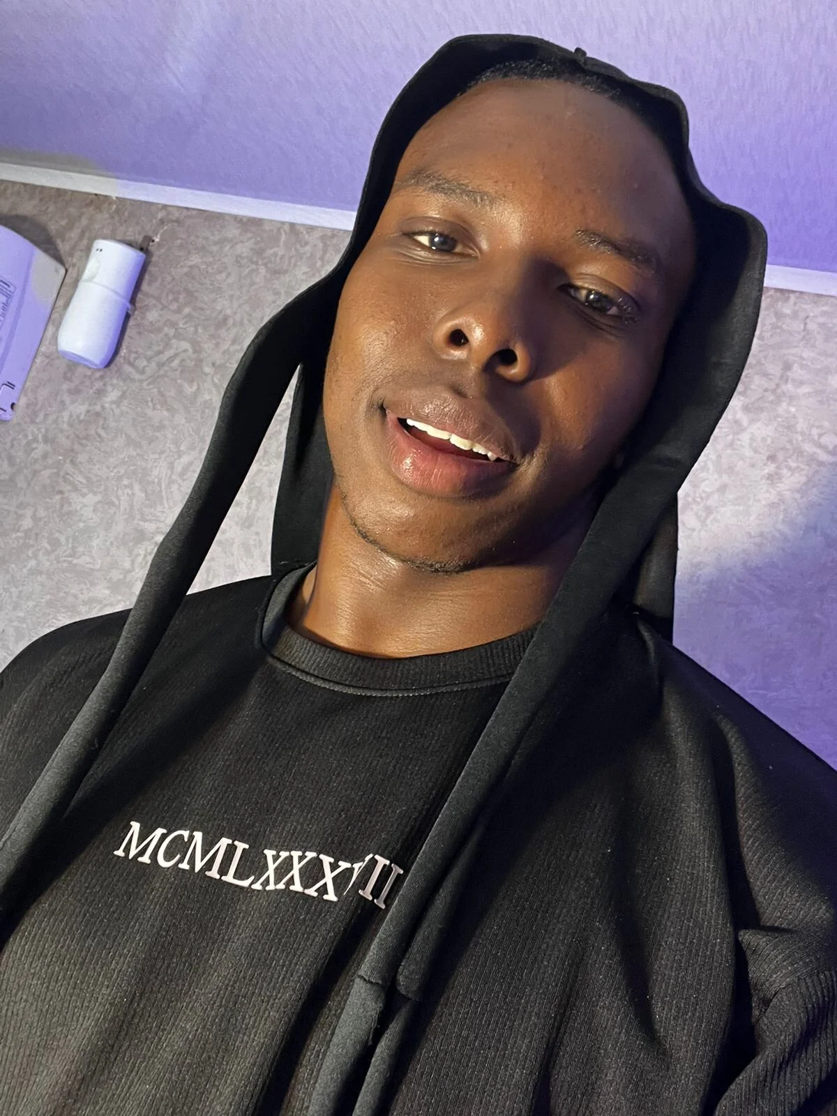 mike_aly Foto en Tendencia 8206