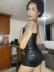 Ambarhilton Sexy in black зображення 4