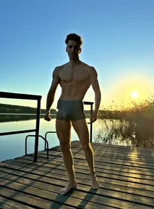 Theodore_hottt hi Pic