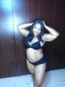 CaramelBaddie16 Public Pic 2