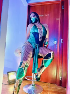 bigass_monic happy hallowen Pic 9