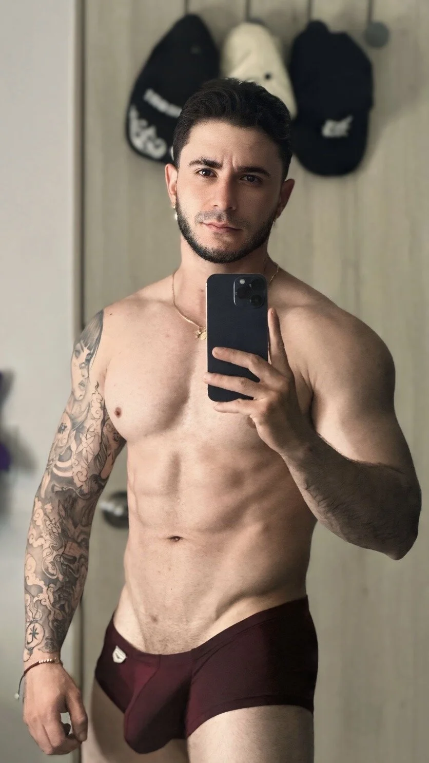 Ảnh Thịnh Hành của Latino_stud4u 8127
