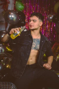 Two_sinzXX . صورة واحدة|Two_sinzXX . صورتان|Two_sinzXX .  صور|Two_sinzXX .  صورة