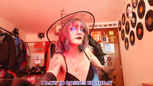 Rossiee_huntt Witch Rossie รูป  3