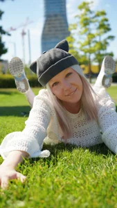 RanyThomson BEAUTIFUL DAY Pic 2