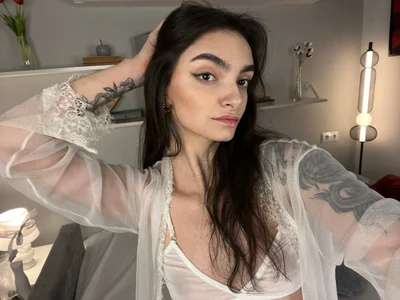 Morena_Dolceのdo I look like a snow queen??の枚の写真