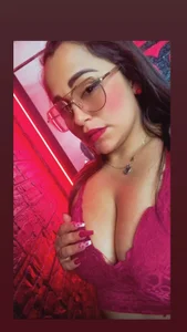 shannon_queen- I promise to be a good girl for you if that's what you want Pic