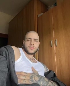 Public od FTMichael99  3 snímek