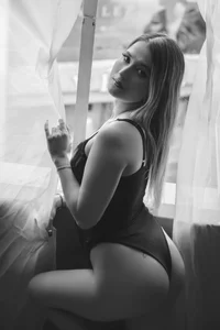 sweetty_paulina feeling hot 🍑🔥 Pic 2