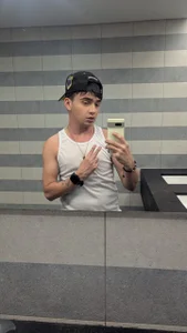 Mathias_LatinBoy Public Pic 5