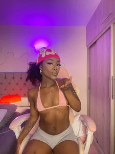 Miss_westt_ Just Me!!!🩷🩷 Gambar