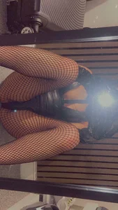 naomiiii55's XXX Nude Photo 4