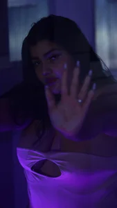 TaniaBelliniのnewwwの枚の写真