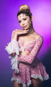 Laukyubey1 tender and dazzling 💗🦋 Foto