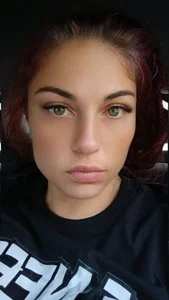 StephthickbaddieのMe youの 4枚の写真