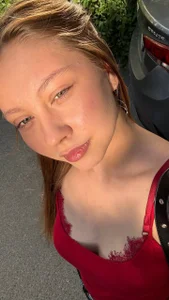 AdelaidaAskvig 5 Pic