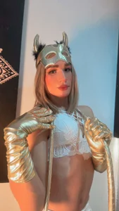 saskia_secret YOUR GREEK GODDESS IS HERE FOR YOU 🌟 Pic 2