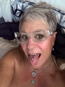 SilverRain_: Public ( 4 фото)