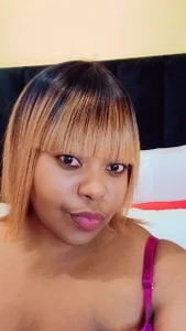 Lusty_N_Busty Public  8টি ছবি